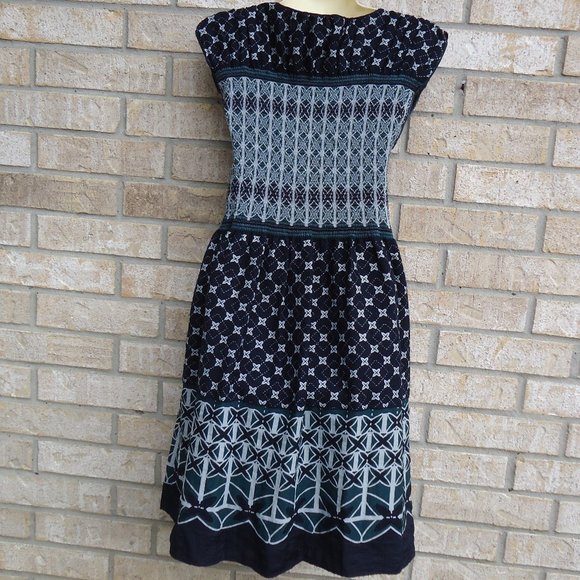 SIZE S. Max Studio Smocked V-neck Fit & Flare Dress. - Picture 2 of 16